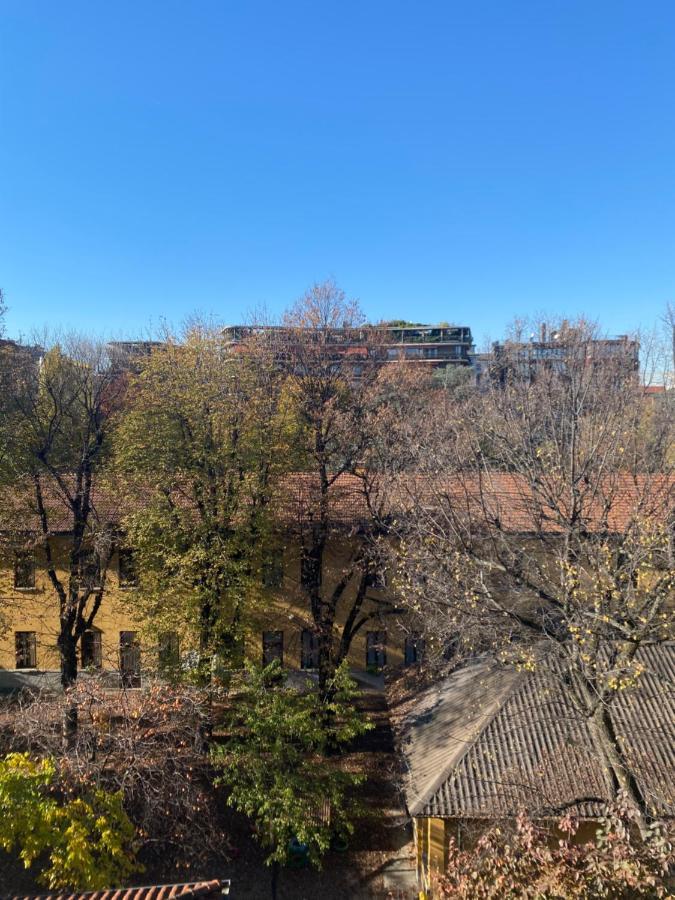 Appartamento Bilocale Di Design Con Vista In Crocetta Quadronno Milano Esterno foto