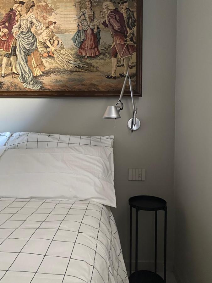 Appartamento Bilocale Di Design Con Vista In Crocetta Quadronno Milano Esterno foto