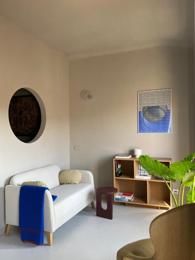 Appartamento Bilocale Di Design Con Vista In Crocetta Quadronno Milano Esterno foto